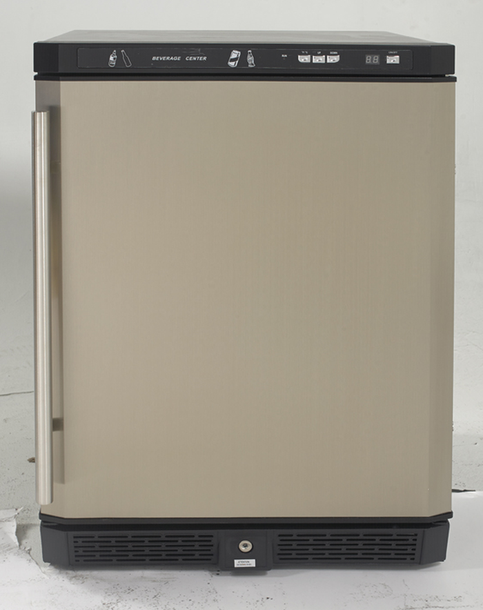 Avanti AR4446B 24 Inch Built In Beverage Cooler