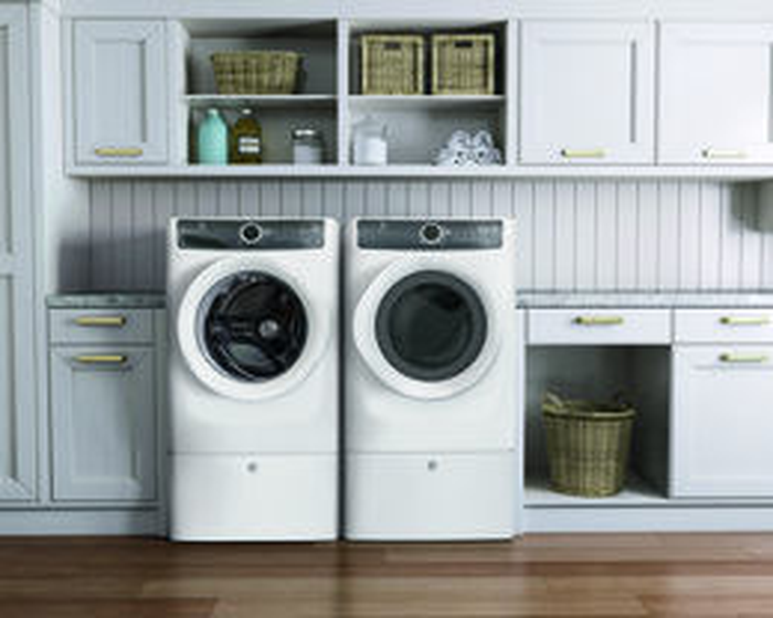 Washer EFLW427UIW Steam 27in -Electrolux- Discontinued