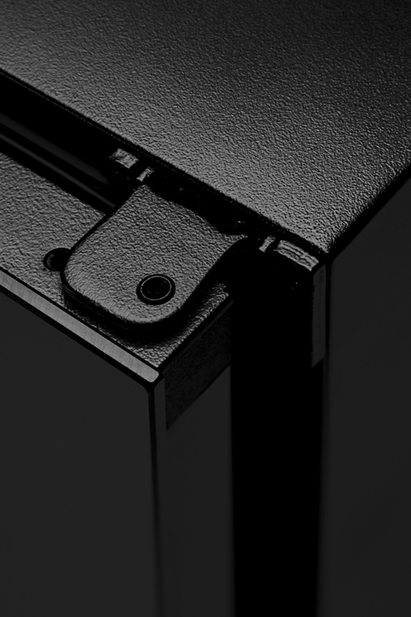 Aviva BSC42DB3 24 Inch Built In Beverage Cooler