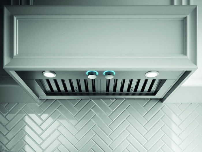 Elica ETR134S1 34 Inch Installed in Cabinet 1200 CFM
