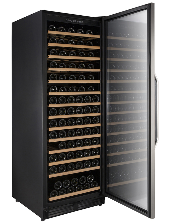 Avanti WCF149SE3S 24 Inch Single Zone 149 Bottle Storage Cabinets