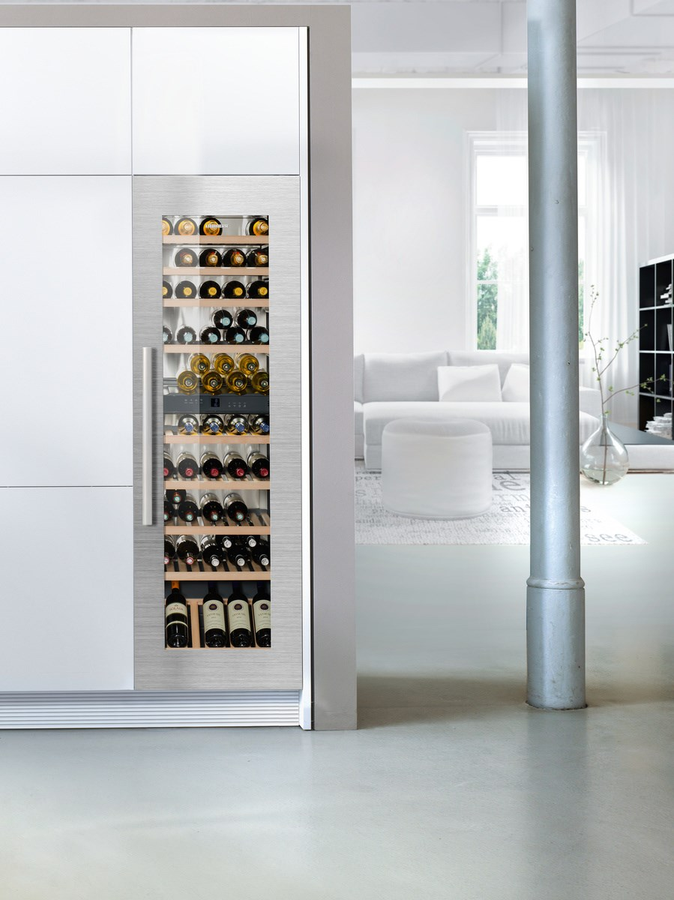 Liebherr HW8000 24 Inch Wine Fridge Column